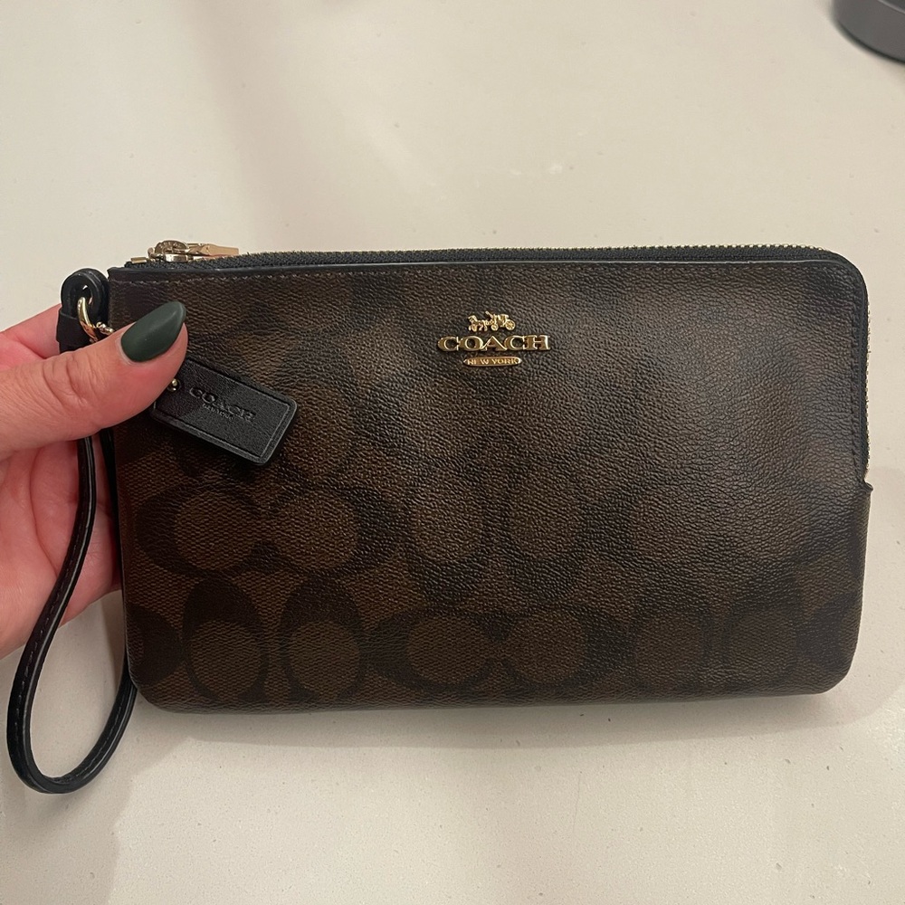 Coach Dark Brown and Black Wristlet Like New - Picture 2 of 9